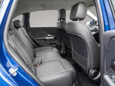 Mercedes 250 (2025) - Foto 4