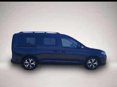 Ford Tourneo (2023) - Foto 4