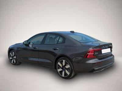 Volvo S60 (2024) - Photo 3