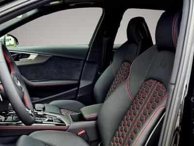 Audi RS4 (2024) - Foto 6