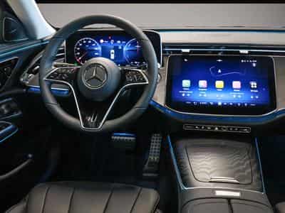 Mercedes 300 (2025) - Foto 6