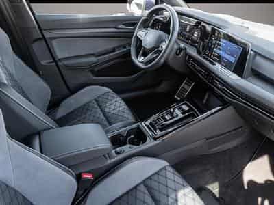 VW Golf (2024) - Foto 6
