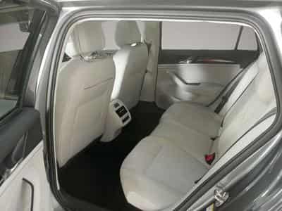 VW Passat (2025) - Foto 4
