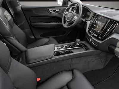 Volvo XC60 (2024) - Photo 6
