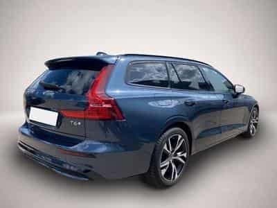 Volvo V60 (2024) - Photo 2