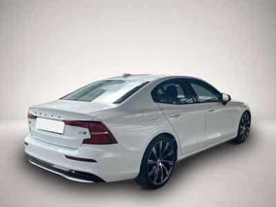 Volvo S60 (2023) - Photo 5
