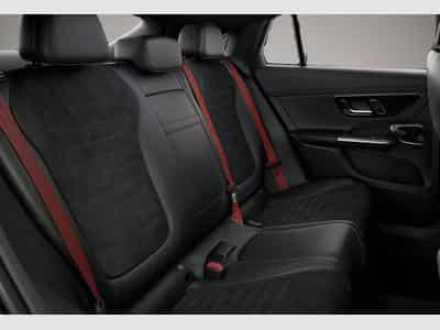 Mercedes GLA 200 (2025) - Photo 7