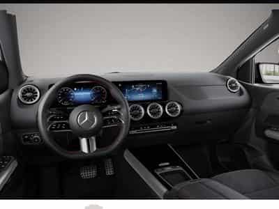 Mercedes 180 (2025) - Foto 2