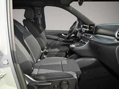 Mercedes 300 (2025) - Foto 2