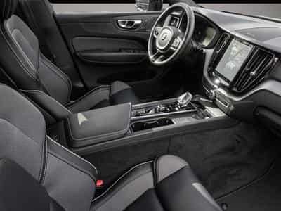 Volvo XC60 (2024) - Photo 7
