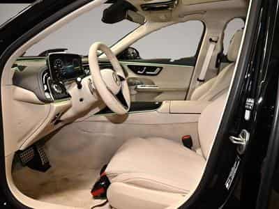 Mercedes 300 (2025) - Foto 5