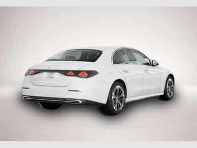 Mercedes 300 (2025) - Foto 3