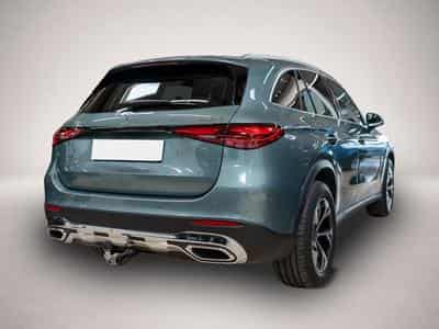 Mercedes GLA 200 (2024) - Photo 3