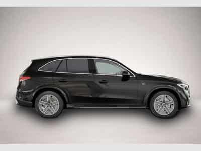 Mercedes GLA 200 (2025) - Photo 5
