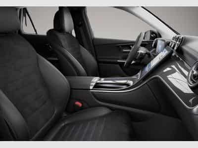 Mercedes GLA 200 (2025) - Photo 6