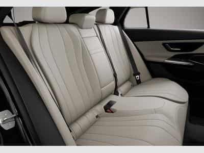 Mercedes 300 (2025) - Foto 7
