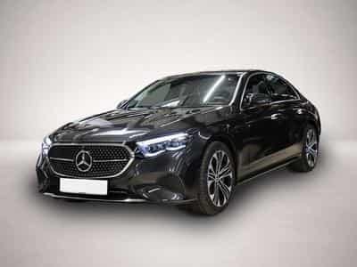 Mercedes 300 (2024) - Foto 1