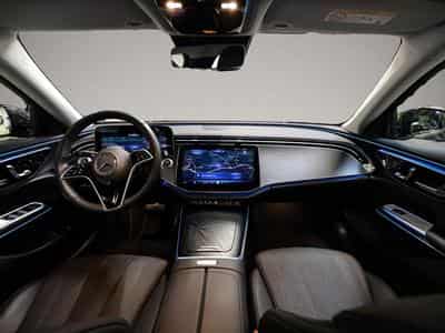 Mercedes 300 (2024) - Foto 5