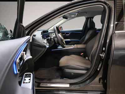 Mercedes 300 (2024) - Foto 7