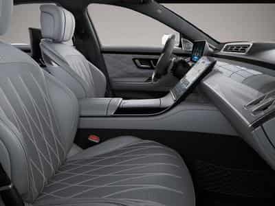 Mercedes C 63 AMG (2025) - Foto 6