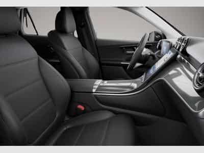 Mercedes GLA 200 (2025) - Photo 6