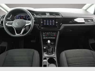 VW Touran (2025) - Photo 7