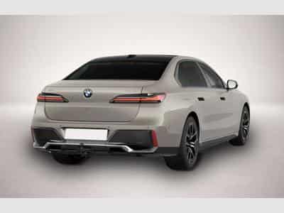 BMW 740 (2026) - Foto 3