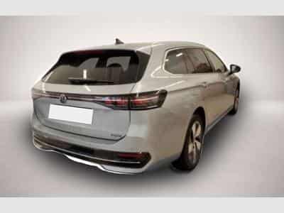 VW Passat (2025) - Foto 2