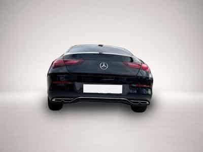 Mercedes GLA 200 (2023) - Photo 3