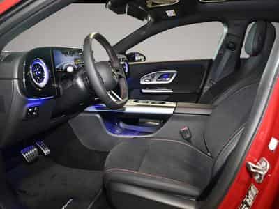 Mercedes GLA 200 (2025) - Photo 6