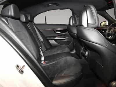Mercedes 300 (2025) - Foto 4