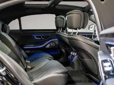 Mercedes 350 (2026) - Foto 4