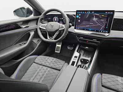 VW Passat 2.0 TDi DSG 150 R-Line (2025) - Foto 8