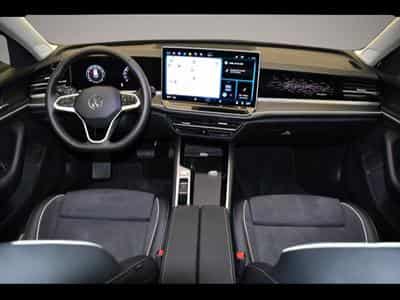 VW Passat (2025) - Foto 4