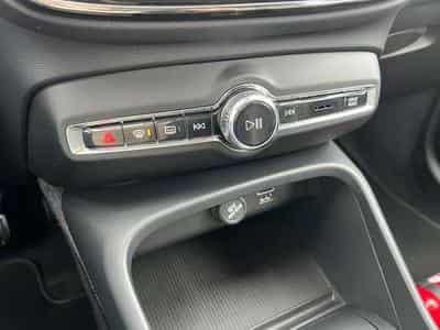 Volvo XC40 1.5 HYBRIDE ESSENCE 211 CV (2022) - Foto 11