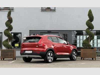 Volvo XC40 1.5 HYBRIDE ESSENCE 211 CV (2022) - Foto 2