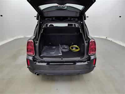 MINI Countryman SE All4 1.5A PHEV Cooper SE ALL4/NAVI/FULL LED/JA17/PDC (2023) - Foto 14