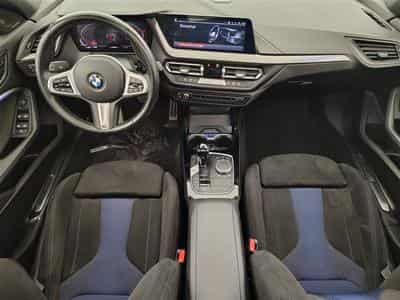 BMW 118 118iA Pack M NAVI / FULL LED / ALCANTARA / PANO (2024) - Foto 8