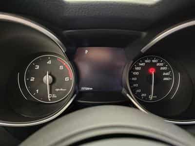 Alfa-Romeo Stelvio 2.2 MJD Sprint NAVI/FULL LED/JA/PDC (2020) - Photo 10