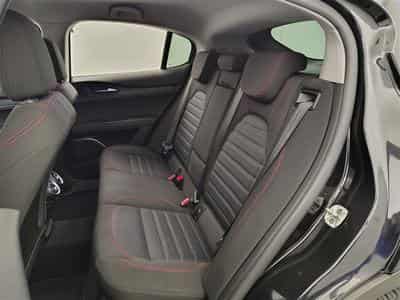 Alfa-Romeo Stelvio 2.2 MJD Sprint NAVI/FULL LED/JA/PDC (2020) - Photo 13