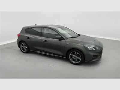 Ford Focus 1.0 EcoBoost MHEV ST-Line NAVI / CAMERA / KEYLESS / JA 17" (2021) - Photo 1