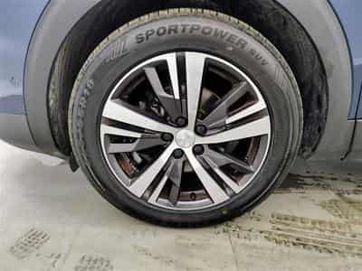 Peugeot 5008 1.2  Allure Pack 7 Pl  Navi / Led / PDC av+ar (2022) - Foto 6