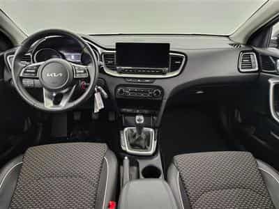 Kia Ceed 1.0 T-GDi More (2024) - Photo 8