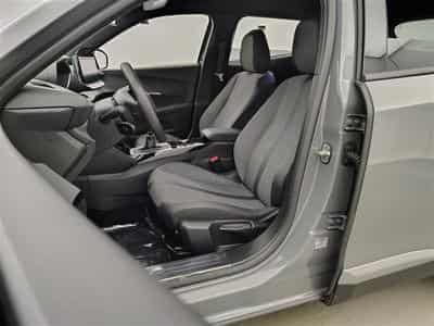 Peugeot 2008 1.2 PureTech Allure CARPLAY / FULL LED / S-CUIR / PDC (2024) - Photo 7