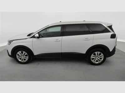 Peugeot 5008 1.2 PureTech 130cv Active 7pl. NAVI / PDC AV+AR / JA 17" (2019) - Foto 3