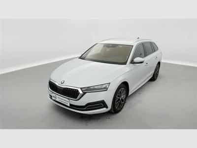 Skoda Octavia 1.5 e-TSi 150cv DSG Selection CARPLAY / FULL LED / CAMERA (2025) - Foto 1
