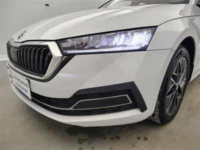 Skoda Octavia 1.5 e-TSi 150cv DSG Selection CARPLAY / FULL LED / CAMERA (2025) - Foto 15