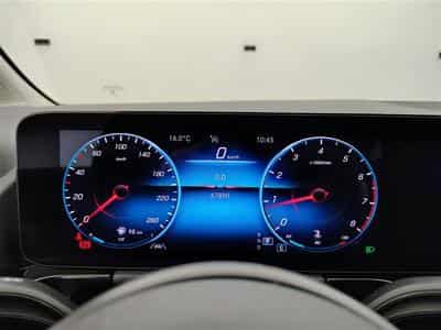 Mercedes B 180 B 180 7G-Tronic Business *NAVI/CUIR PARTIEL/PDC AV+AR* (2020) - Foto 10