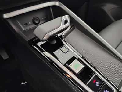 MG ZS 1.5 Hybrid+ Luxury NAVI / CAMERA / CARPLAY / ALU (2026) - Photo 12