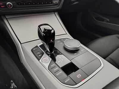 BMW 320 320eA PHEV Business NAVI/FULL LED/JA/PDC AV AR/CARPLAY (2021) - Foto 12